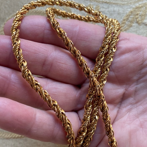 👠Elegant Bonwit Teller hard shell bag - Picture 9 of 13